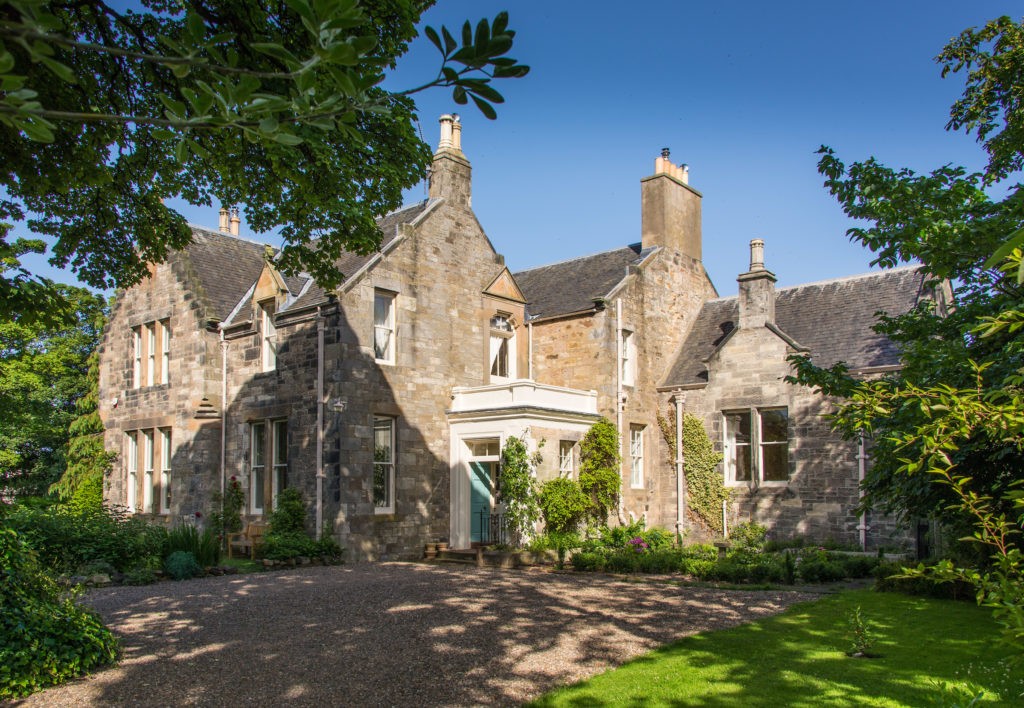 A Grand Tour: Elegant Edinburgh House - Edward Bulmer Natural Paint